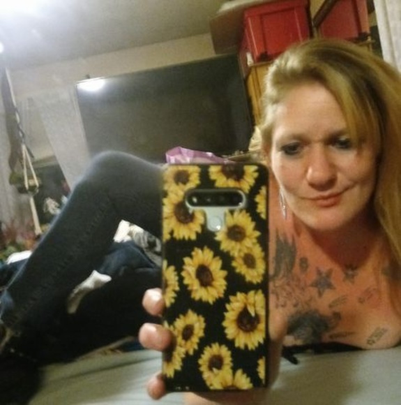 Meet your Posher, Helen - Picture 1 of 1